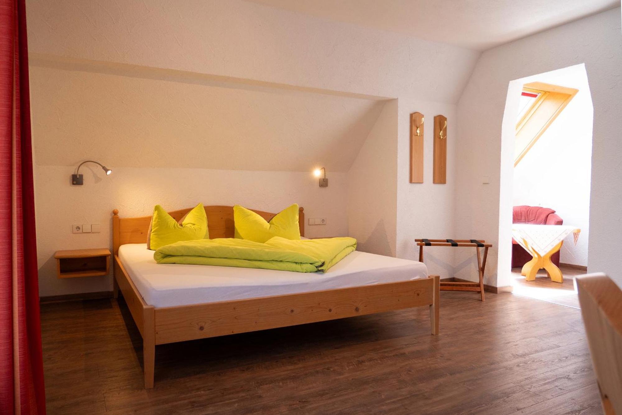 Pension Waldwinkel Lenzkirch Esterno foto