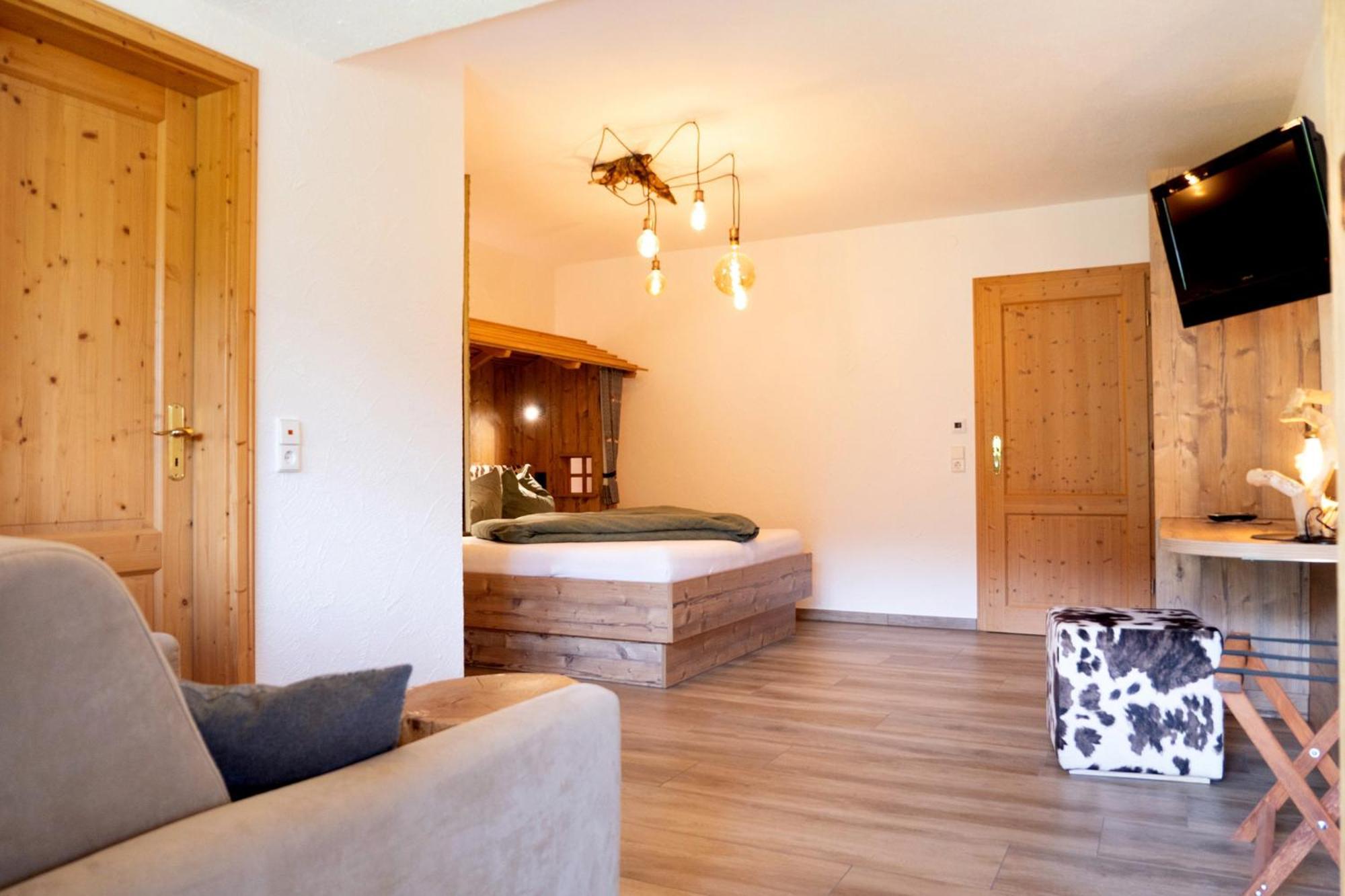 Pension Waldwinkel Lenzkirch Esterno foto